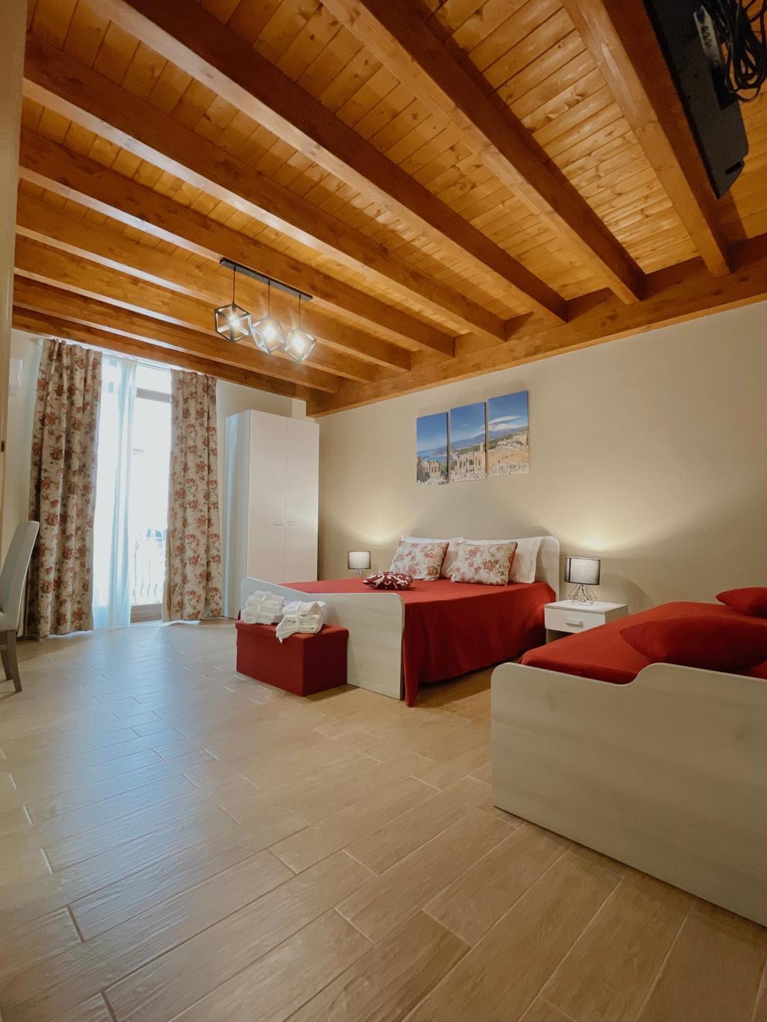 La Vie Fuille Bed And Breakfast Riposto Ngoại thất bức ảnh